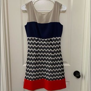 Max And Cleo Sheath Knee High Dress Size 4